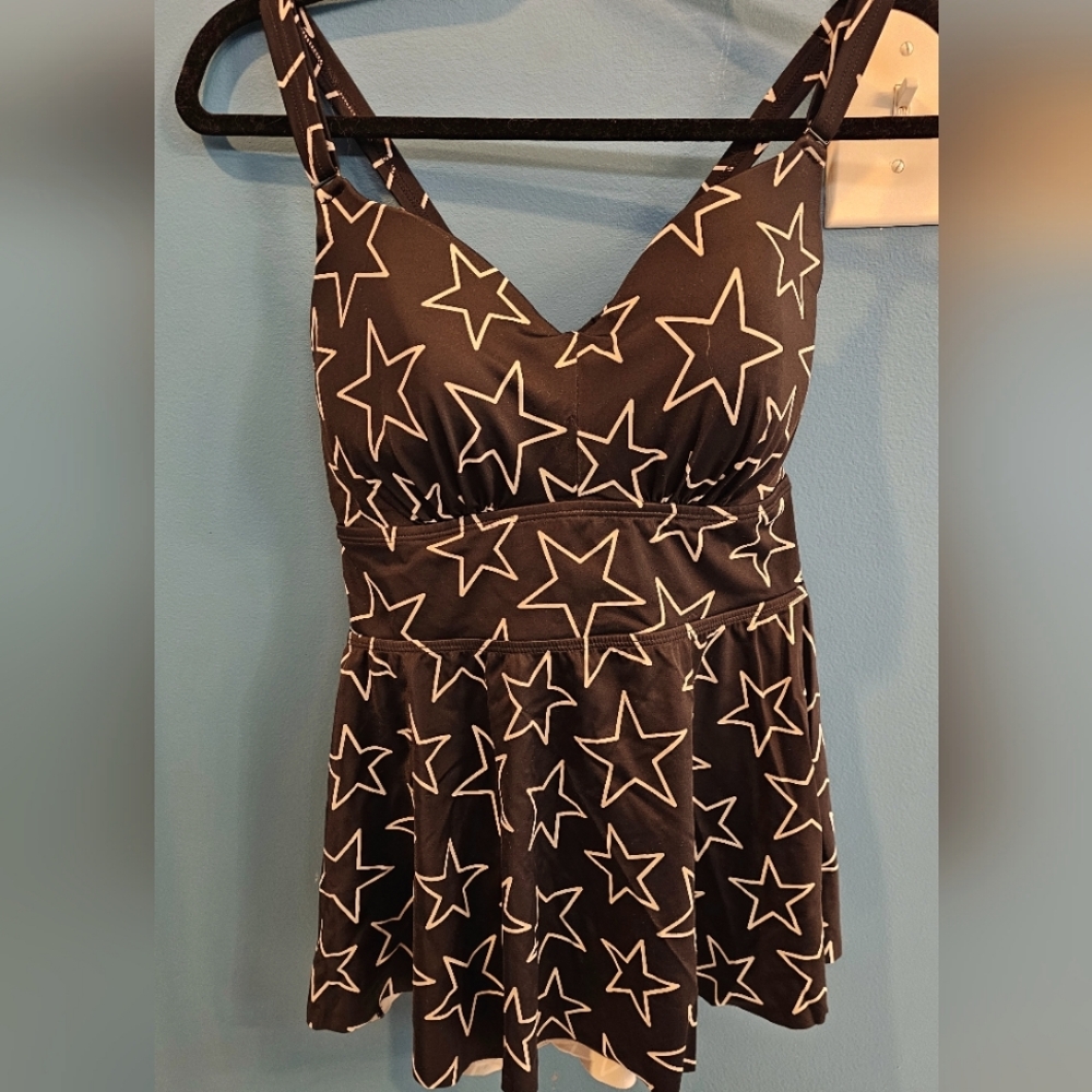 Torrid 00 D/DD Tankini